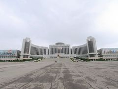-金日成广场