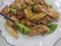 -回头客餐厅·家的味道农家菜·虹鳟鱼·铁锅炖(雁栖湖店)