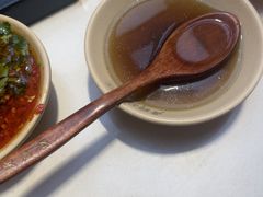 -老牌坊云南鱼豆花火锅(哈西万达店)