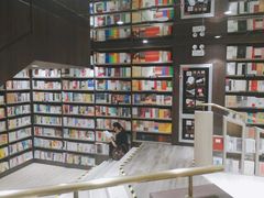 -钟书阁(群光广场店)