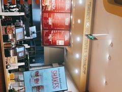 -The Habit Burger Grill 哈比特汉堡(爱琴海店)