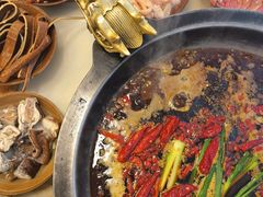 -黄潇洒老火锅(九眼桥宏济巷店)