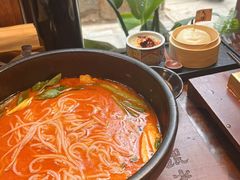 -银米·云南传统过桥米线(双廊黑金冠店)