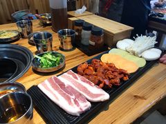 -韩国明洞碳烤肉(常平店)