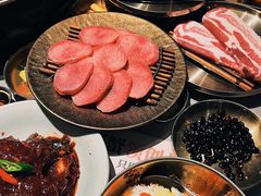 -草家酱蟹炭火烤肉店(珲春南路一店)