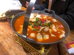 -老滇山寨•云南特色菜•地方菜•民族风情歌舞表演(金碧店)