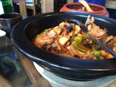 -云海肴·汽锅鸡·云南菜(天山百盛优客店)