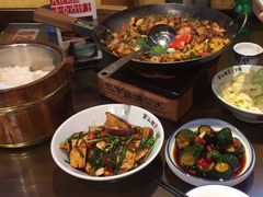 -富正毅三下锅·湘西韵味(天门山索道店)