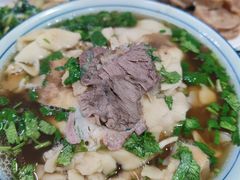 -赵氏牛肉罩火烧