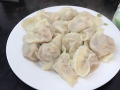 -孖妹上肉饺子馆