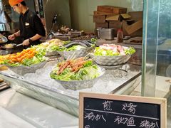 自助取餐区-威珀斯酒店·珀萃美食餐厅 | 海鲜刺身·现烤生蚝·特色烤肉