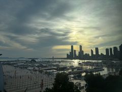 -青岛海尔洲际酒店