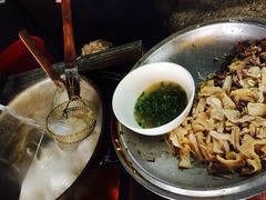 -潮镇老尾牛杂(环城西路店)