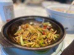 -海鸿荟·沿江菜(中山北路店)