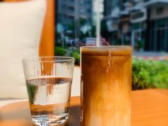 红豆沙拿铁-Line 咖啡(石厦花园店)