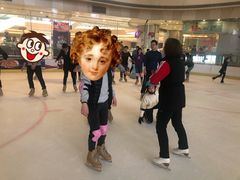 -冰纷万象滑冰场(二七万象城店)