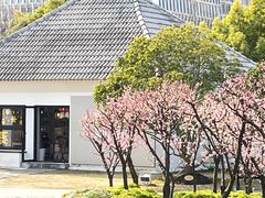 -新虹桥中心花园