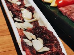 -炼火烤肉店
