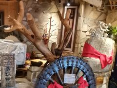 -老牌坊云南鱼豆花火锅(爱建店)