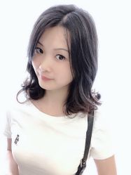 -PE SALON 