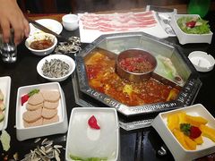 -陆派巴倒烫火锅(城东店)