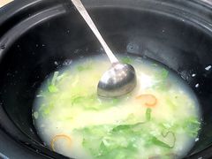 -海大大蒸汽海鲜餐厅·粤菜·特色小炒(欢乐颂店)