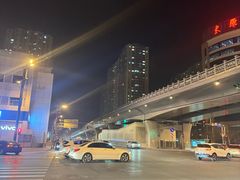 -万达广场(龙湖店)