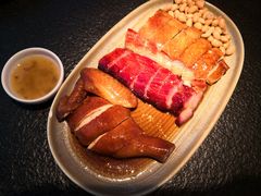 烧味拼盘-蝴蝶里·粤菜·点心(龙湖天街&滨江店)