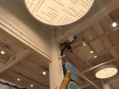 -猫的天空之城概念书店(杭州南宋御街店)