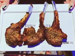 苏尼特金质烤羊排-三个蒙古大叔羊肉串(大宁店)