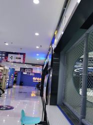 -反弹蹦床公园(南坪万达店)