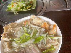 -金卯白肉罩火烧