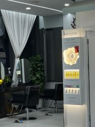 -U·NI SALON 造型