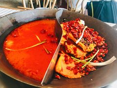 鸳鸯锅-董眼镜火锅(洪崖洞总店)