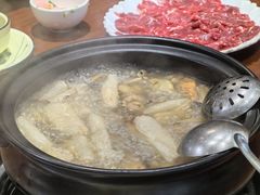 -菌之家·专业纯野生菌火锅·特色炒菌