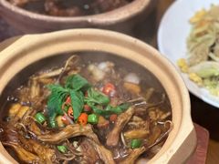 -五马集·海鲜·温州大牌档(黑金冠五马街十字路口店)