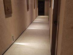 -灸春堂·艾灸·痛症·整脊连锁(之江银泰店)