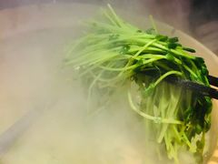 -捞围鲜·港式打边炉(海阳路店)