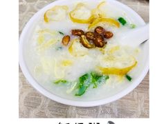 西关艇仔粥-银记肠粉店(新港西路店)