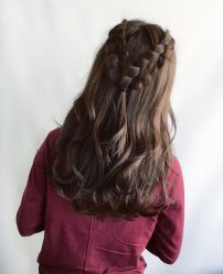 -LILI·HAIR SALON理理造型