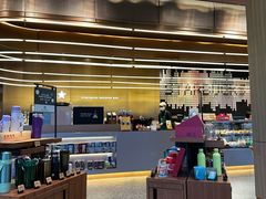 -星巴克臻选(上海虹桥新天地三店)