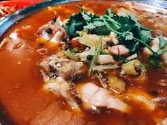 小米椒爱上蛙-先启半步颠小酒馆(白麓里店)