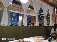 大堂-狐狸爱上椰子鸡(滨江星光大道店)