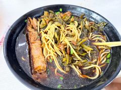 -小龙大肉面馆