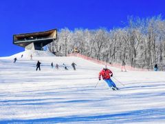 -中旅松花湖滑雪场