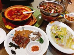 -郑百万·百万卤鹅重庆菜馆·家宴旗舰店(动物园店)
