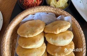 Farmhouse Oil Pancake Roll with Vegetables
