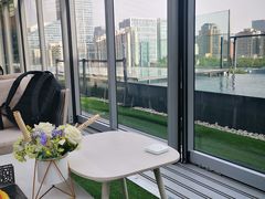 -The ROOF (通盈中心店)