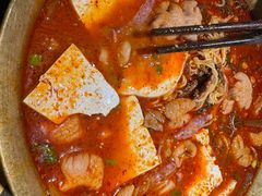 -张翻越·川渝冒菜·武汉黑鸭煲(城北万象城店)