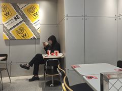 -华莱士·全鸡汉堡(越秀云台花园店)